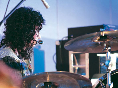 当她用声音,不是令观众心理科学家比安卡征税使打一整夜。