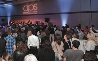 它是站立的空间只有在喜来登宴会厅。