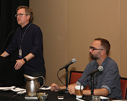 这是一个照片的托德·m·Gureckis(站)和马修嘎吱声。