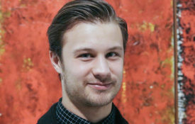 缩略图学生笔记本:考虑“另一边”的生活