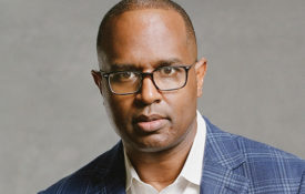 回到页面缩略图:人格+ + +